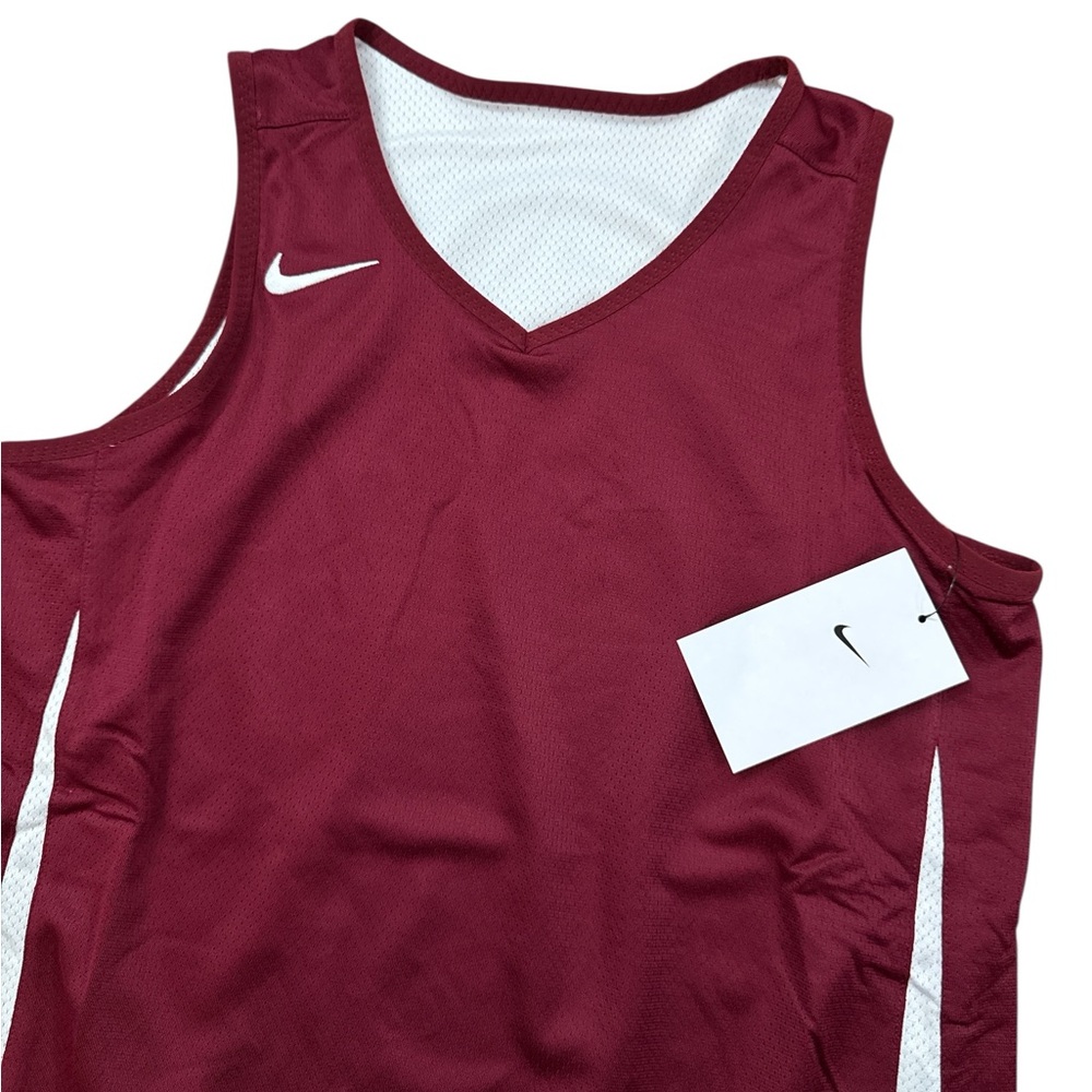 Nike Dri-Fit Nike Engineered Youth Size Large Maroon Tank‎ Top NWTS Reversible